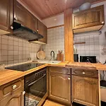 Sunny Ula, Close To Brunnachbahn شقة