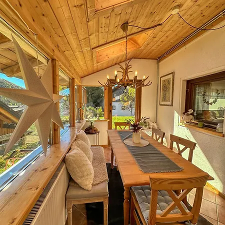 شقة Sunny Ula, Close To Brunnachbahn